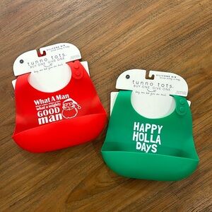 Set of Silicone Christmas Bibs